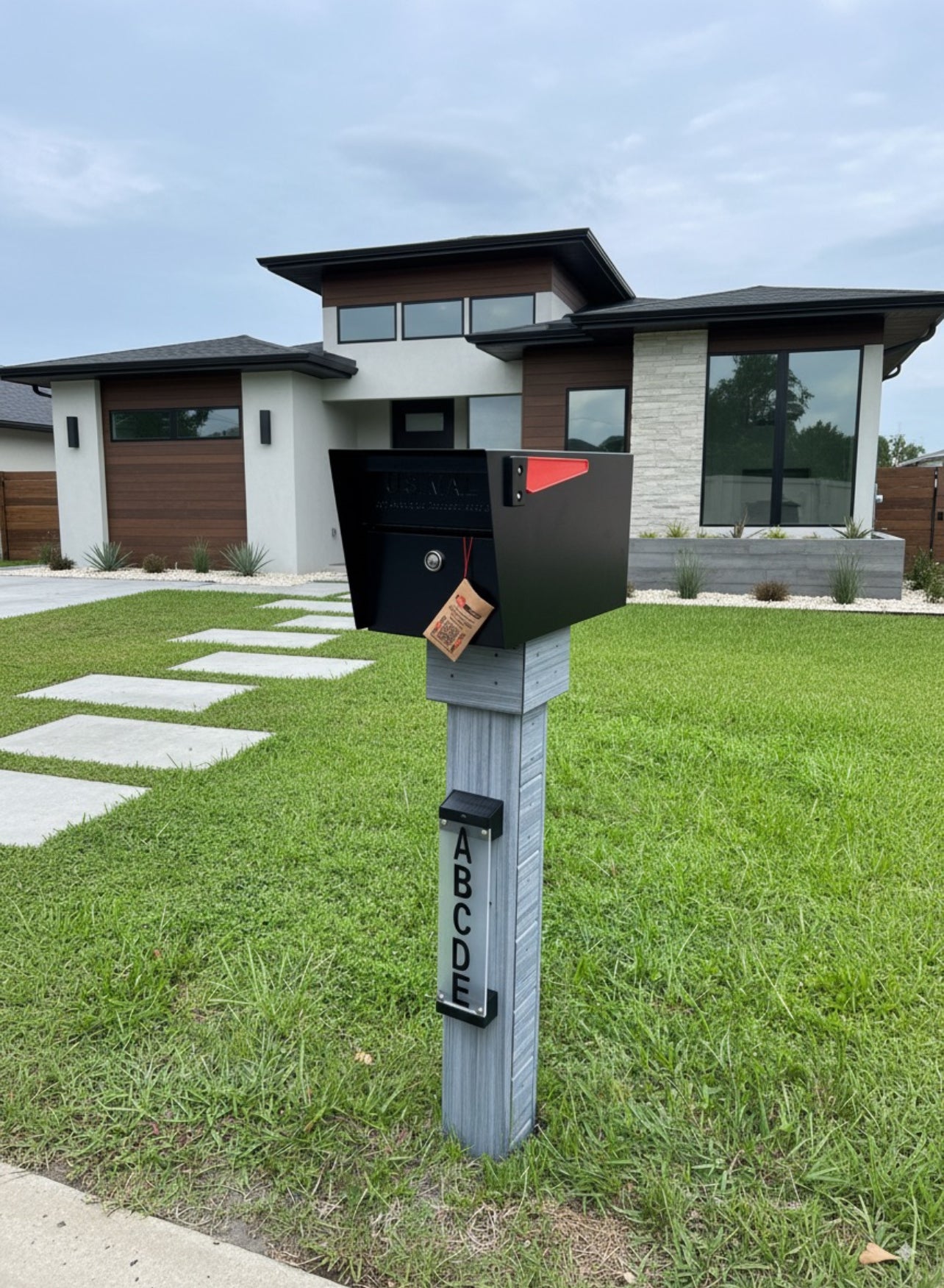 Vari Modern Mailbox – Post with Composite Coating and Solar Lamp Option