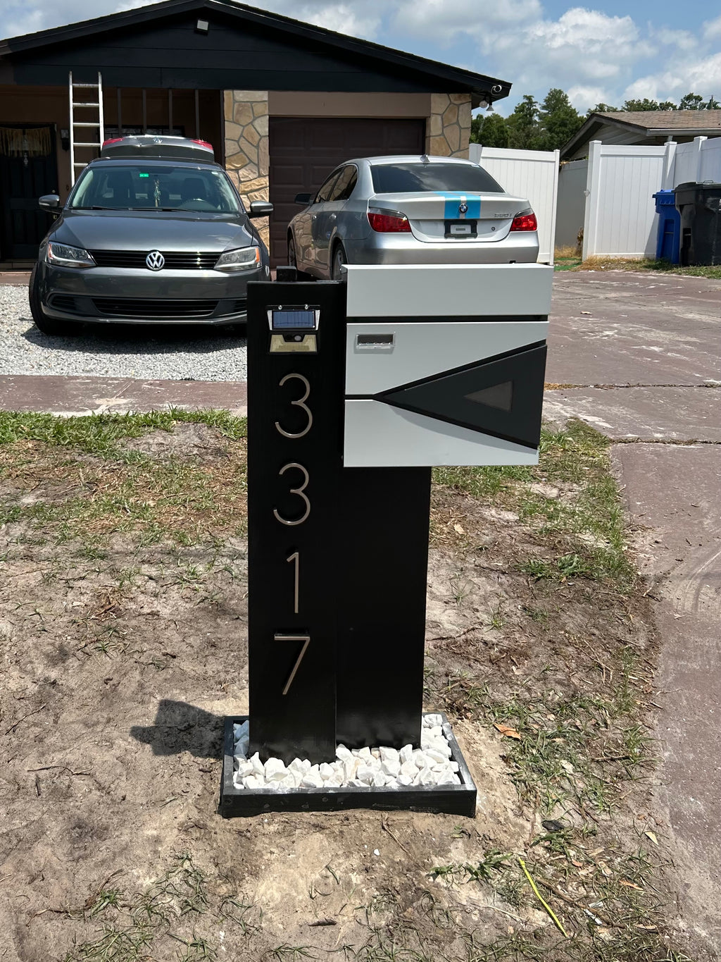 Traditional model mailbox version 3.0 with lock (for letters and large envelopes)