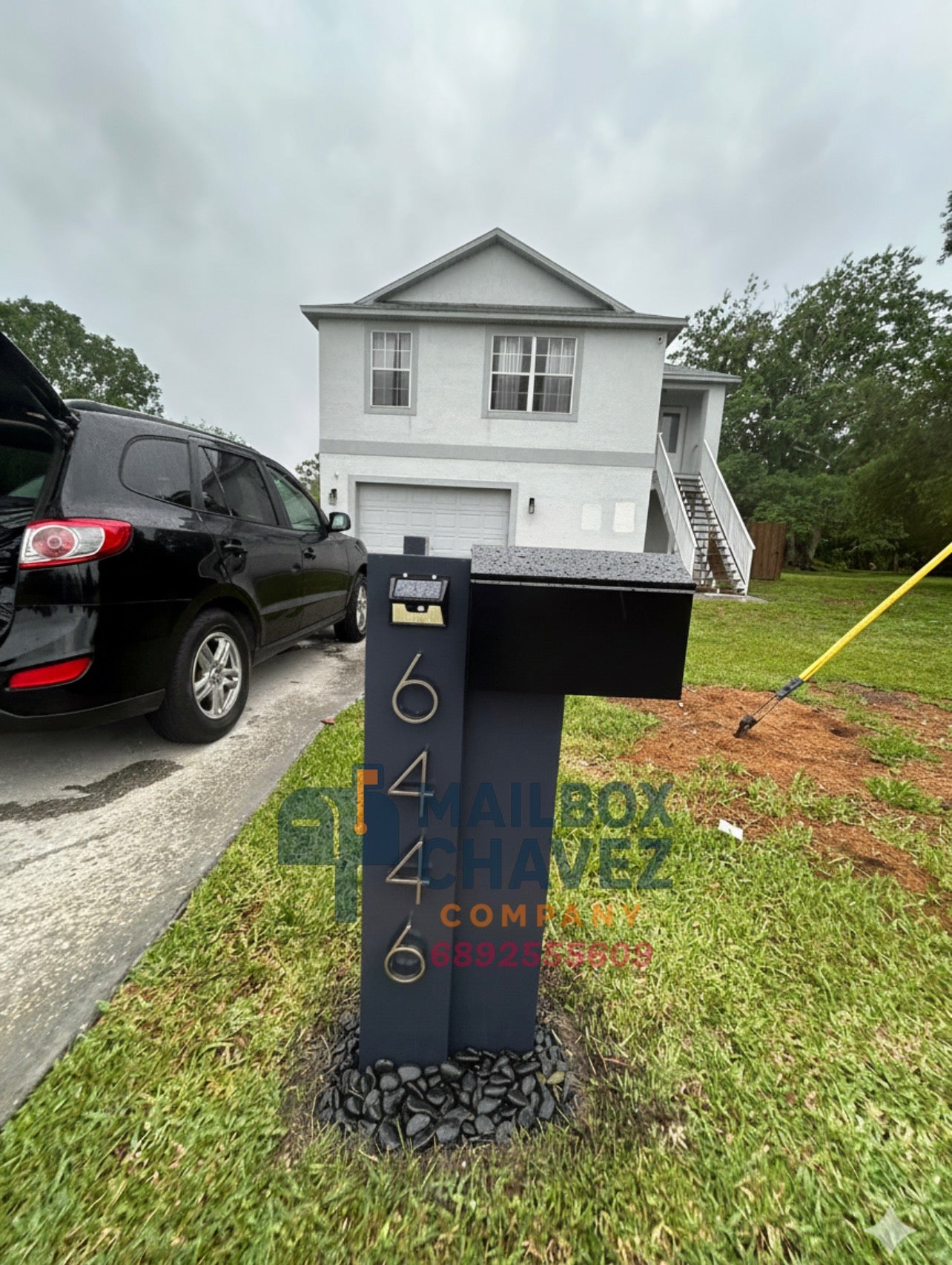 Traditional model mailbox version 1.0 for packages and letters